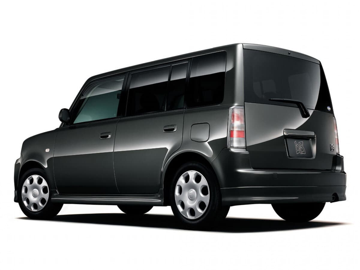 Toyota bB I — 3/4 arxadan