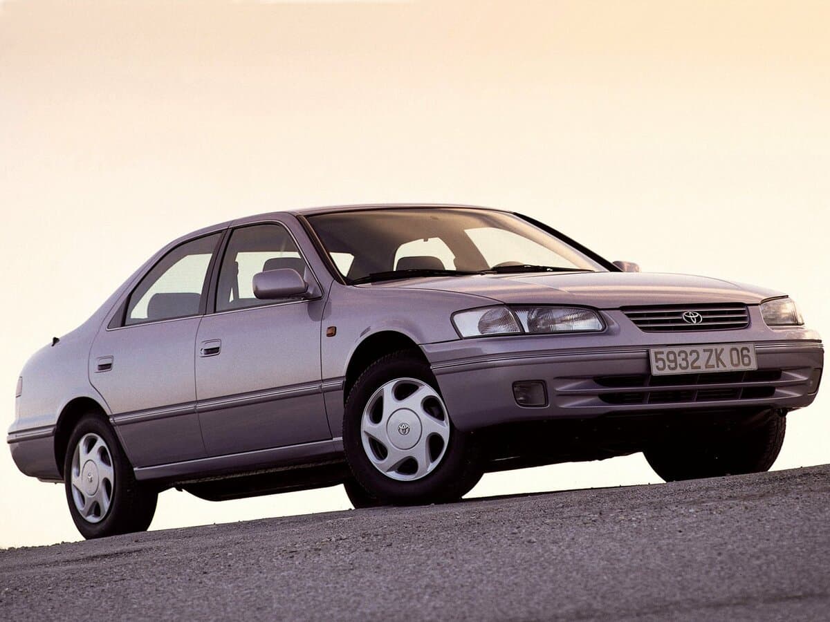 Toyota Camry IV (XV20)