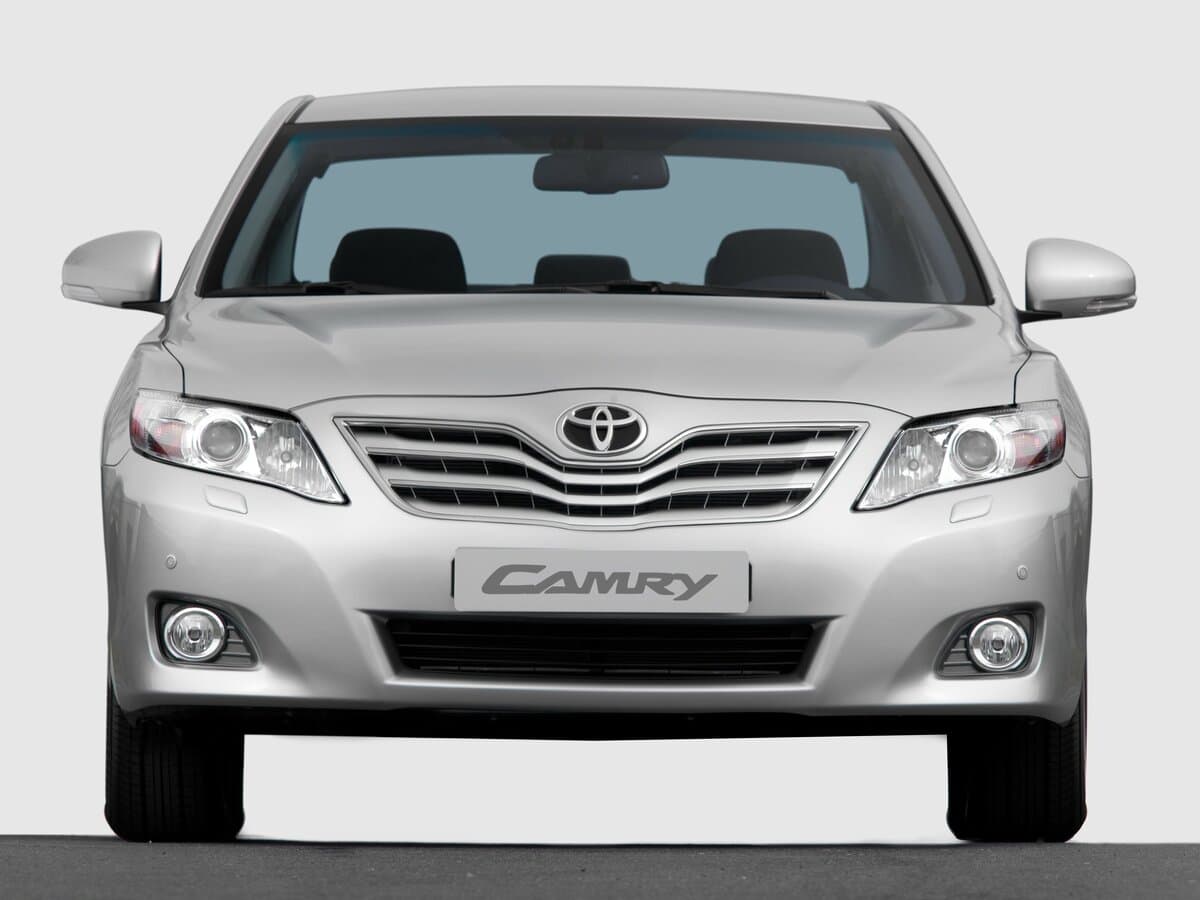 Toyota Camry VI (XV40) Restayling — Öndən