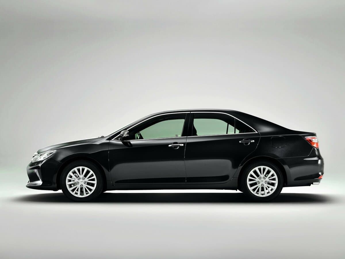 Toyota Camry VII (XV50) Restayling — Yandan