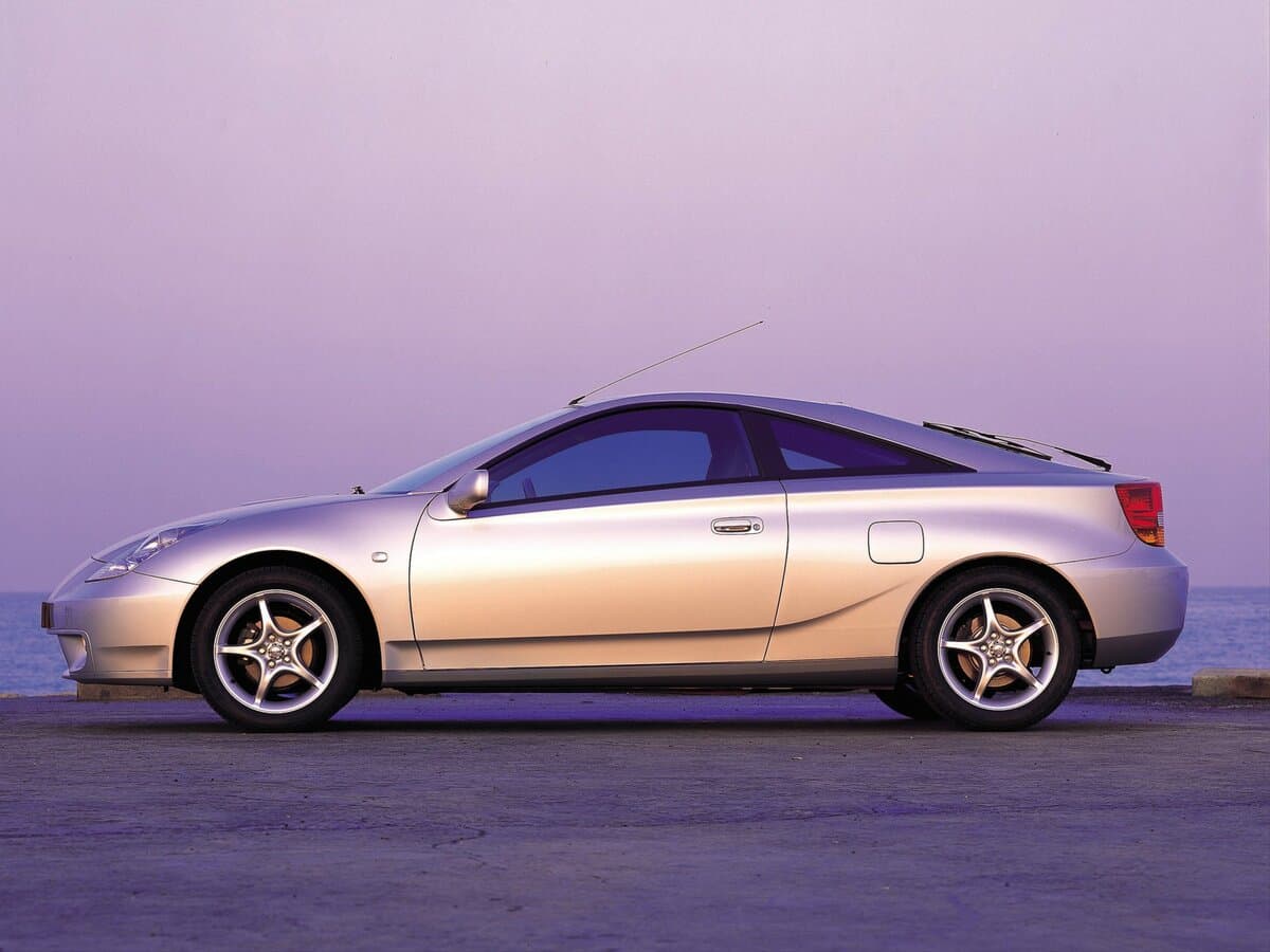 Toyota Celica VII (T230) — Yandan
