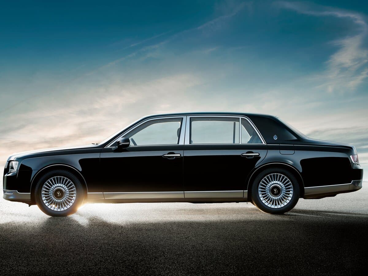 Toyota Century III (G60) — Yandan