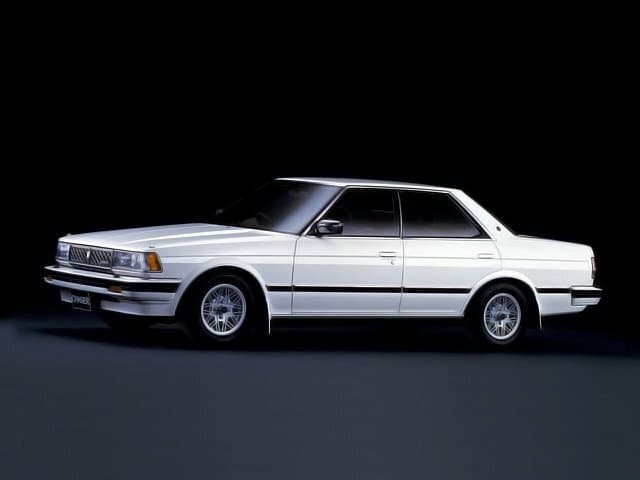 Toyota Chaser III (X70) — Yandan