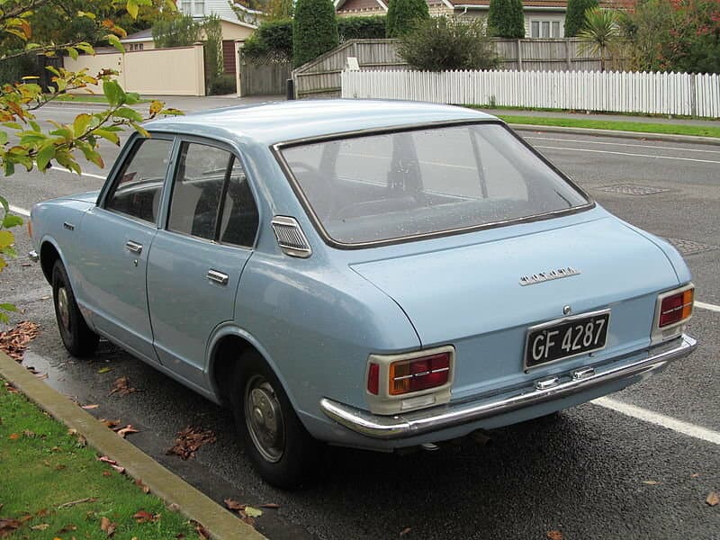 Toyota Corolla ii (E20) — 3/4 arxadan