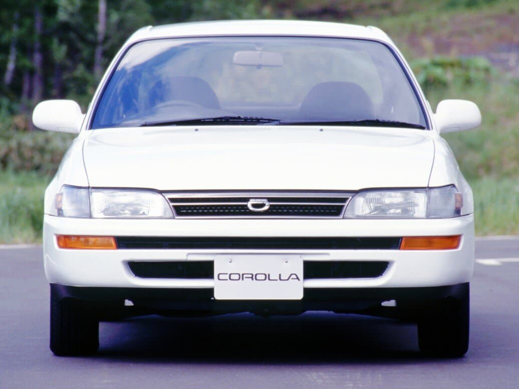 Toyota Corolla VII (E100) — Öndən