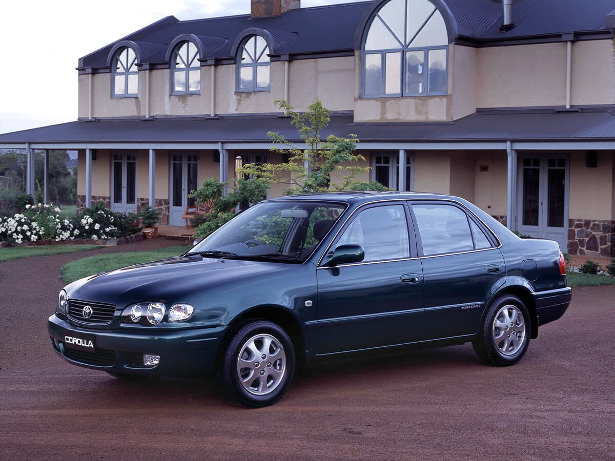 Toyota Corolla VIII (E110) Restayling — Yandan