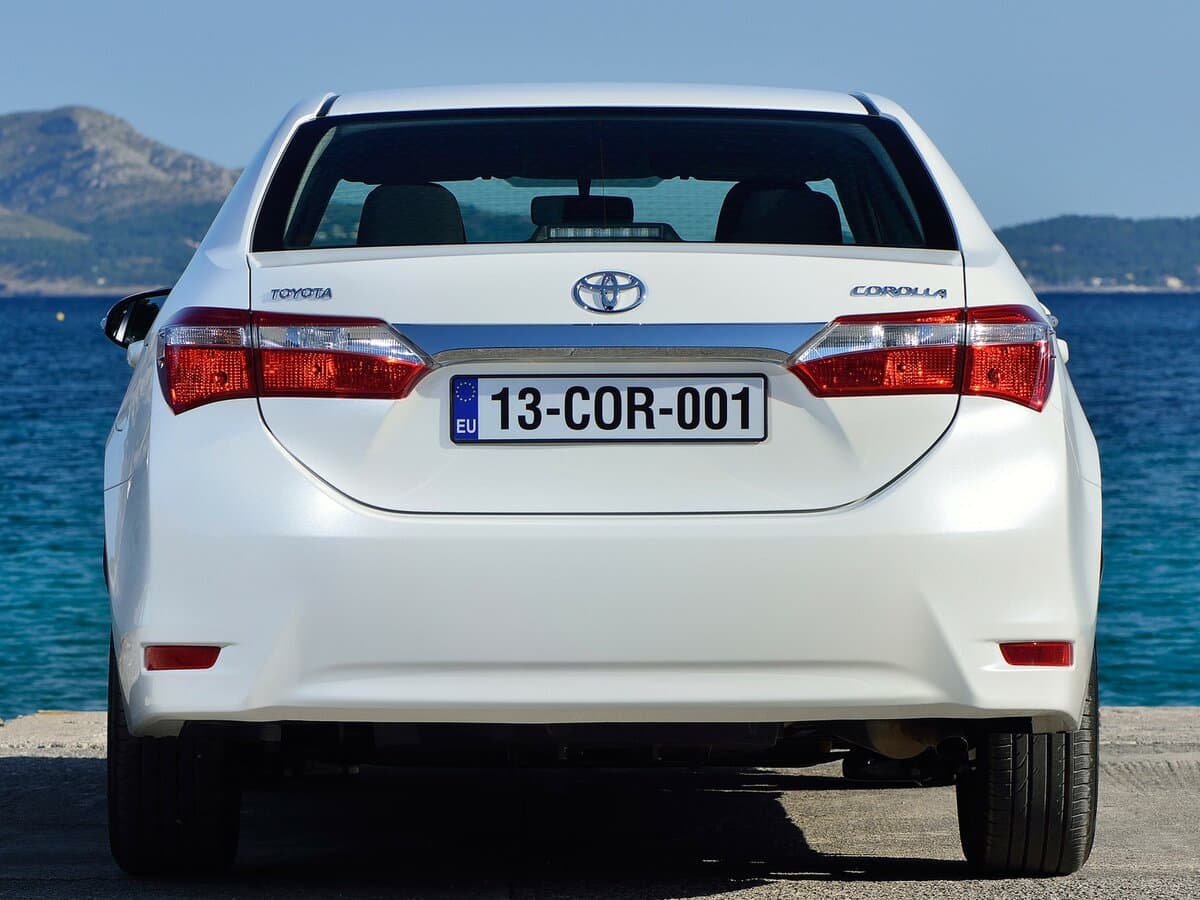 Toyota Corolla XI (E160, E170, E180) — Arxadan