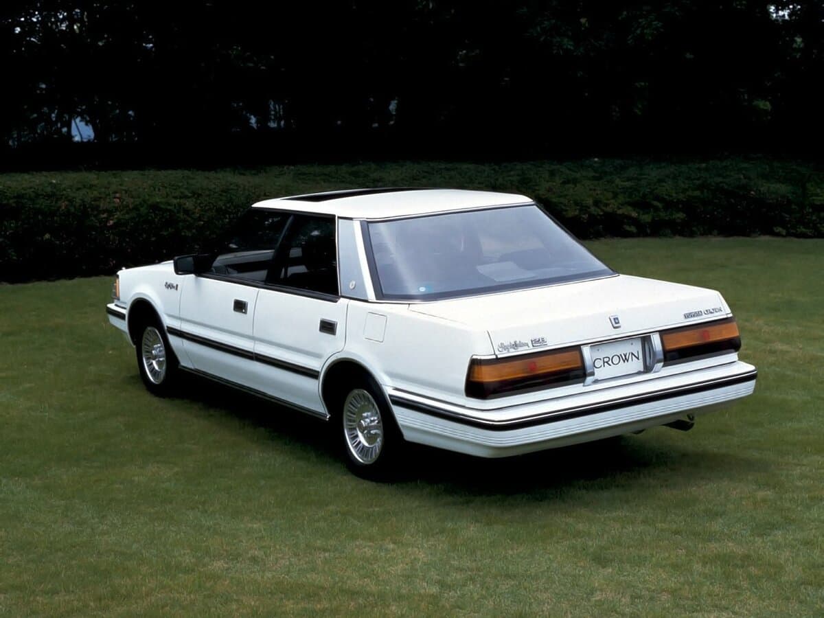 Toyota Crown VII (S120) — 3/4 arxadan