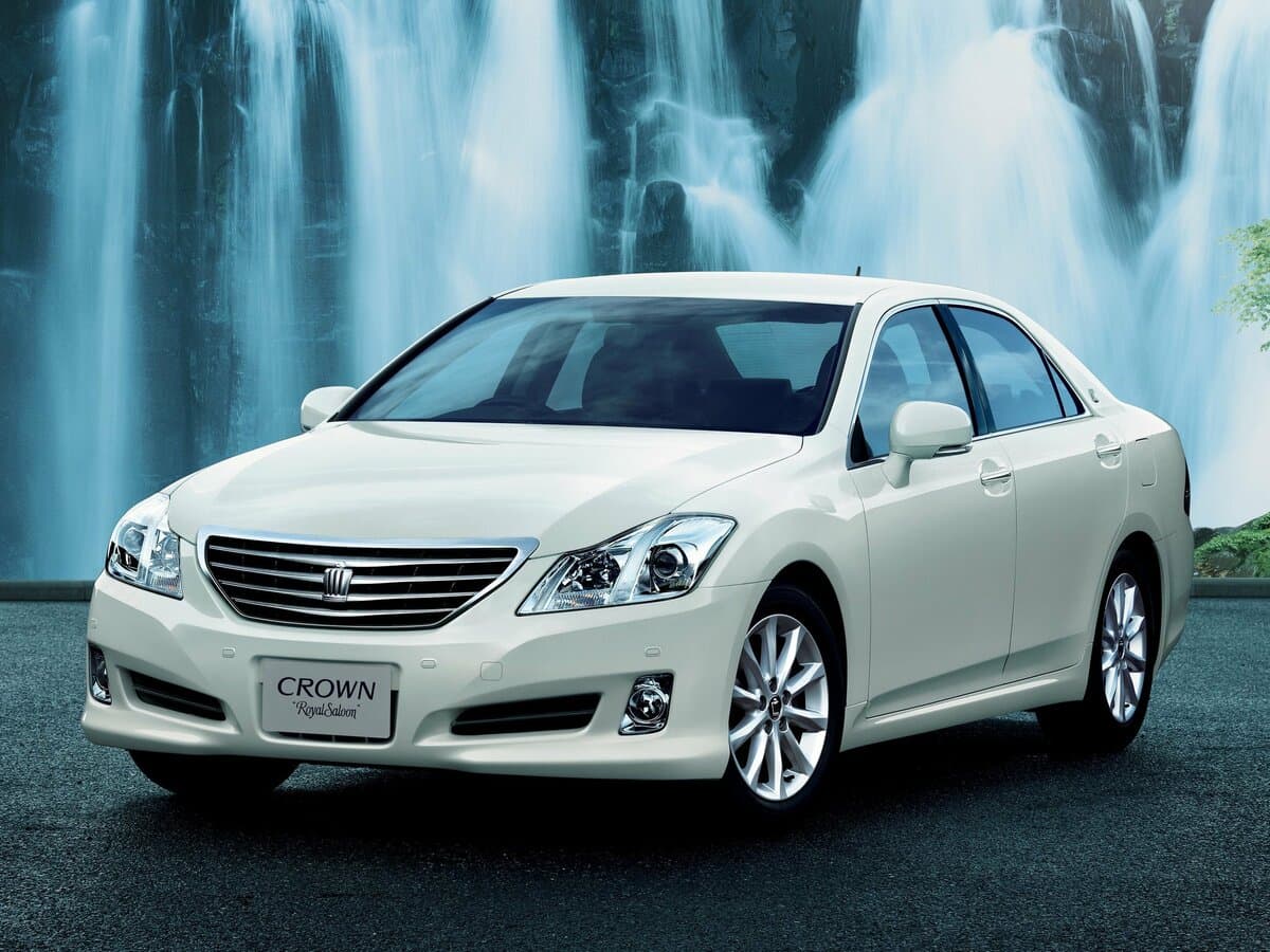 Toyota Crown XIII (S200)