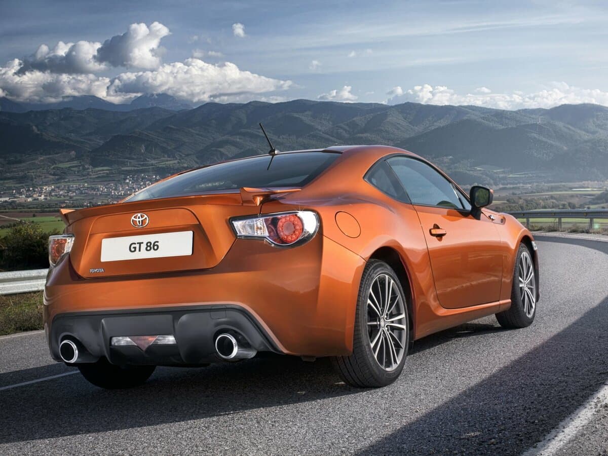 Toyota GT86 I — 3/4 arxadan
