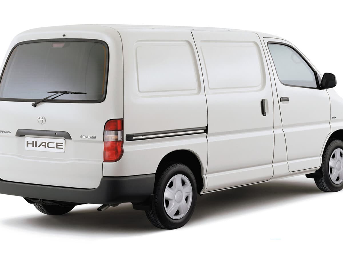 Toyota HiAce XH10 — 3/4 arxadan