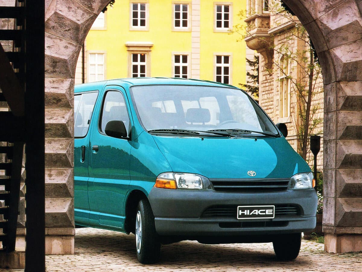 Toyota HiAce XH10 — Öndən