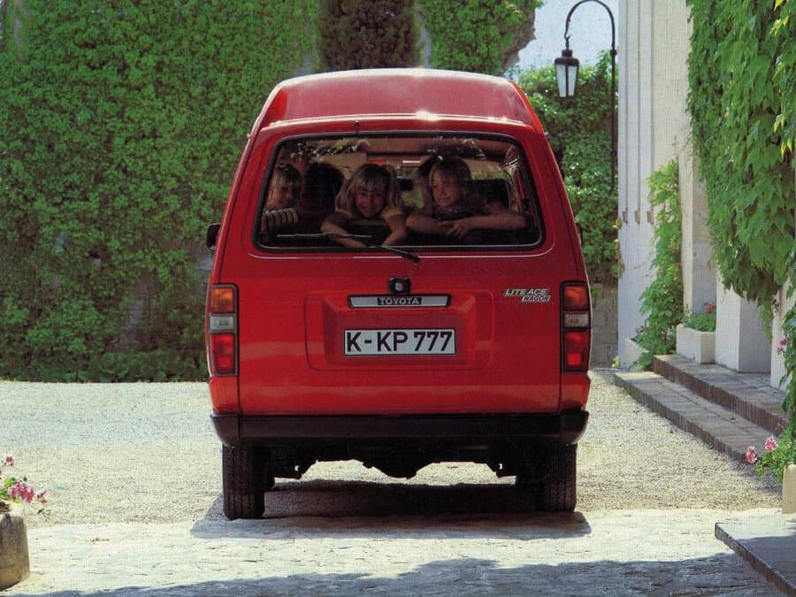 Toyota Lite Ace II — Arxadan