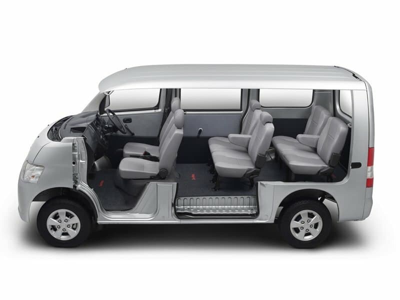 Toyota Lite Ace VI — Yandan