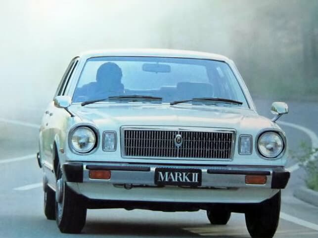 Toyota Mark II III (X30) — Öndən