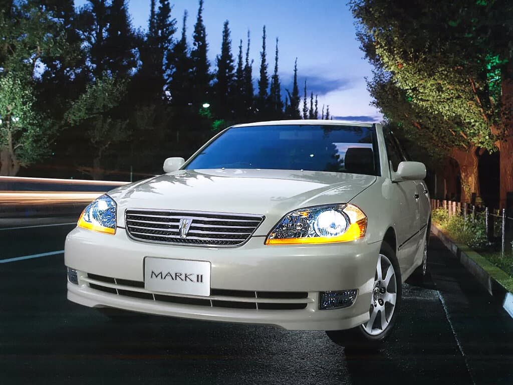 Toyota Mark II IX (X110) — Öndən