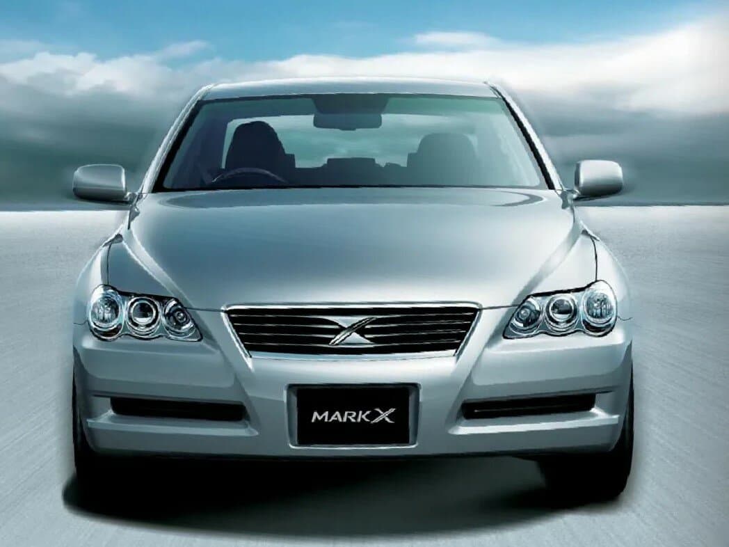 Toyota Mark X I — Öndən