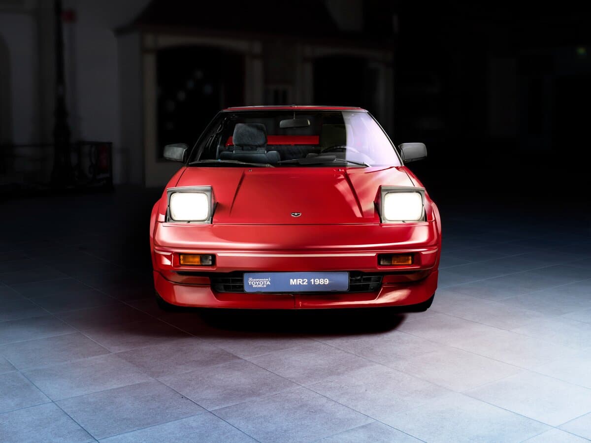 Toyota MR2 I (W10) — Öndən
