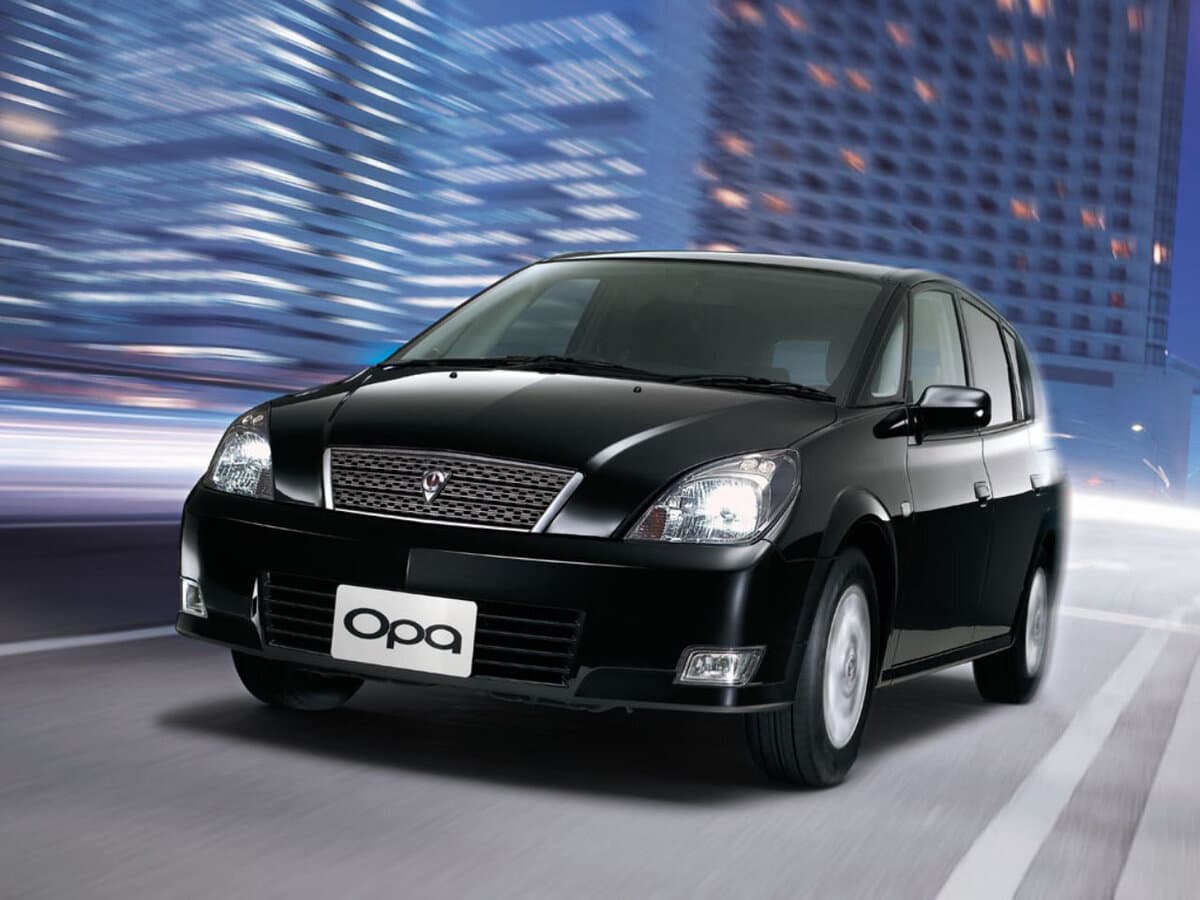 Toyota Opa I — Öndən
