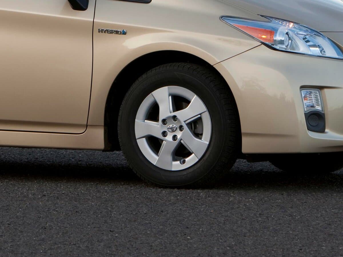Toyota Prius III (XW30) — Təkər