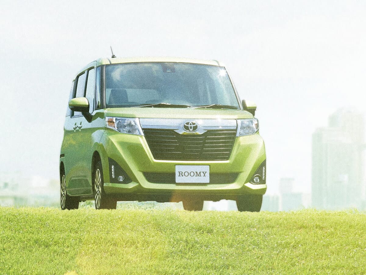 Toyota Roomy I — Öndən