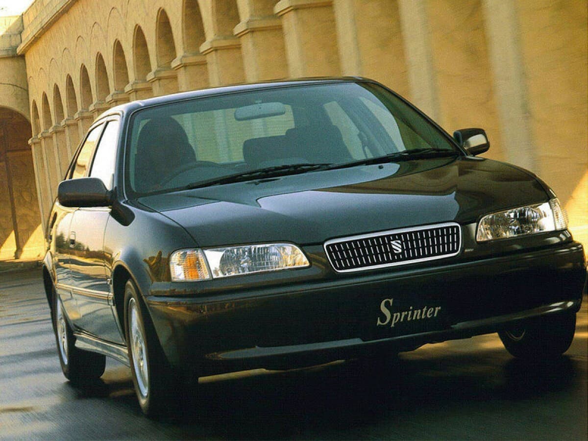 Toyota Sprinter VIII (E110) — Öndən