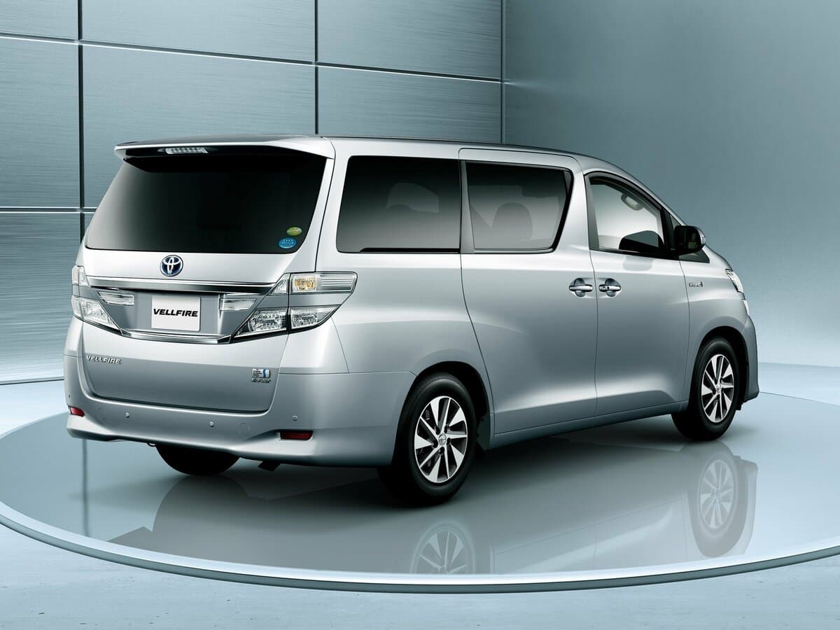Toyota Vellfire I — 3/4 arxadan