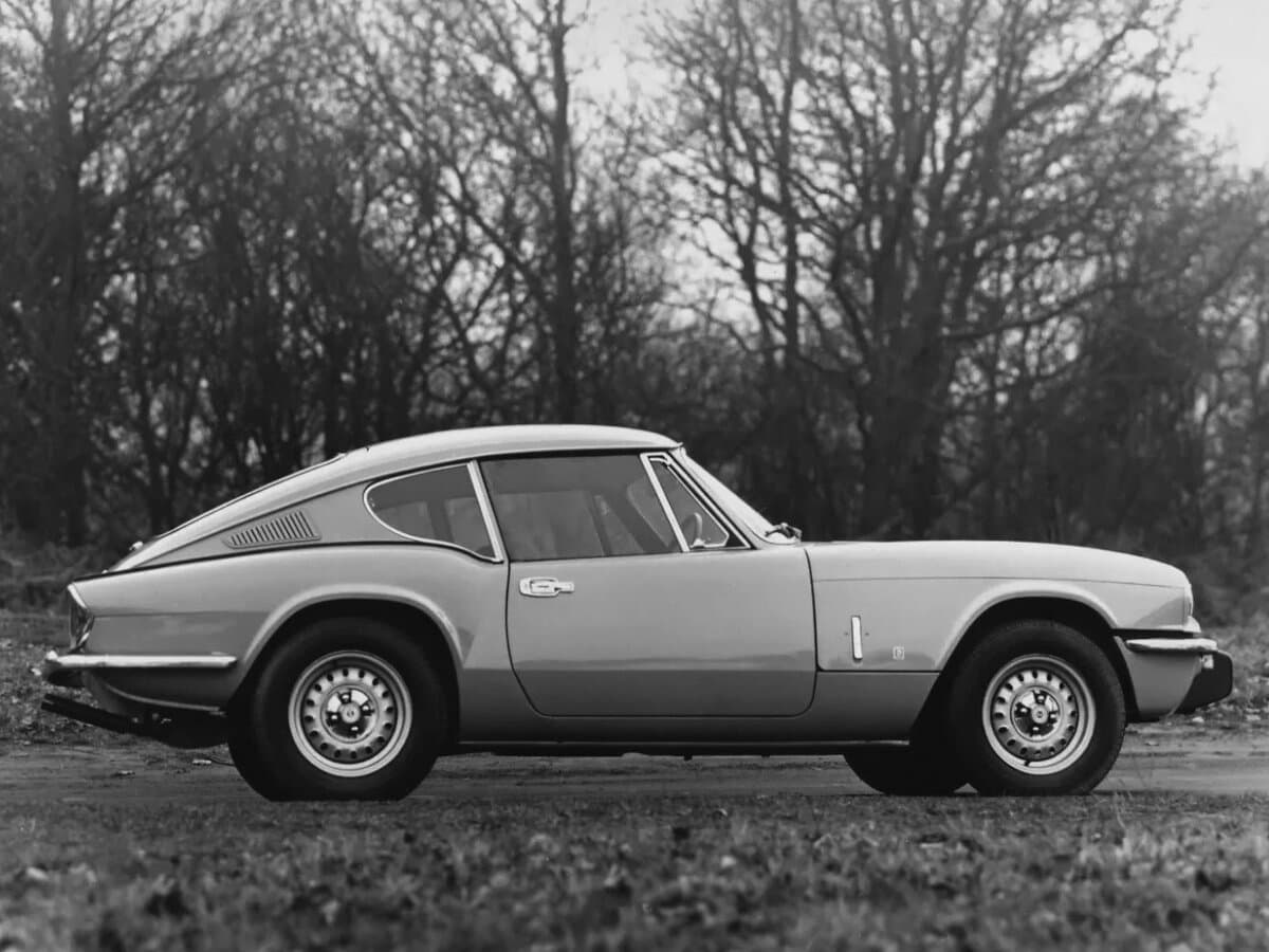 Triumph GT6 III — Yandan