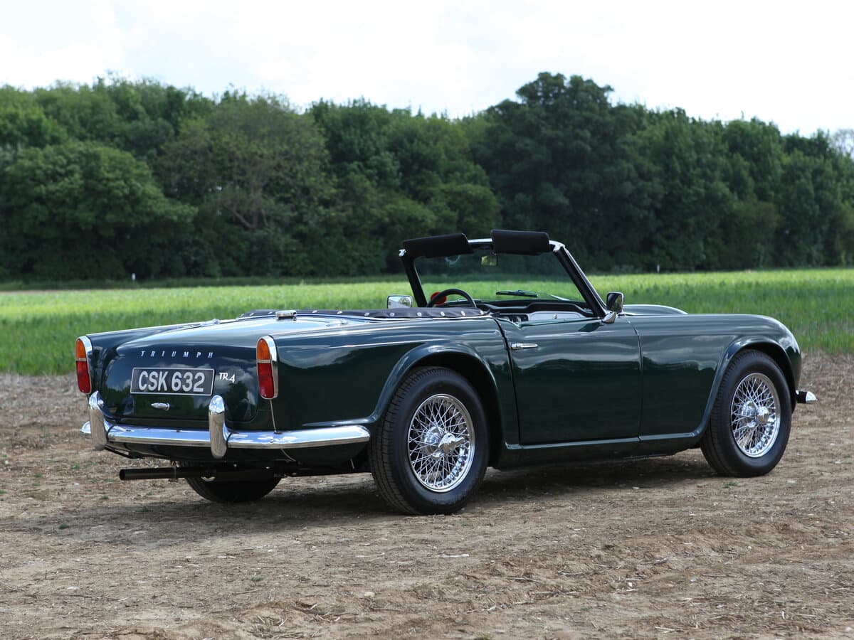 Triumph TR4 I — 3/4 arxadan