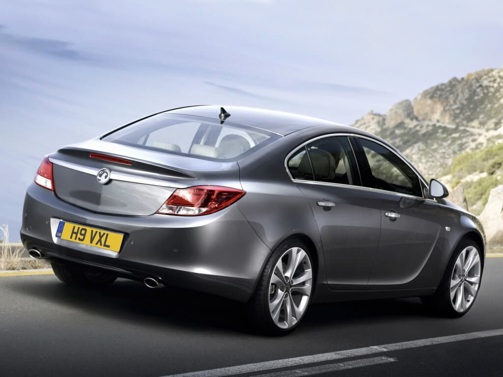 Vauxhall Insignia I — 3/4 arxadan