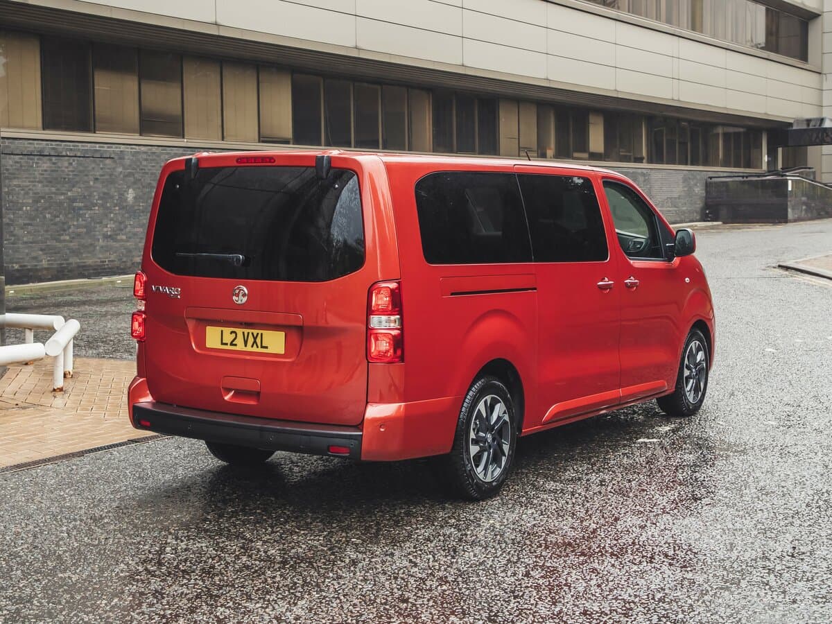 Vauxhall Vivaro C — 3/4 arxadan