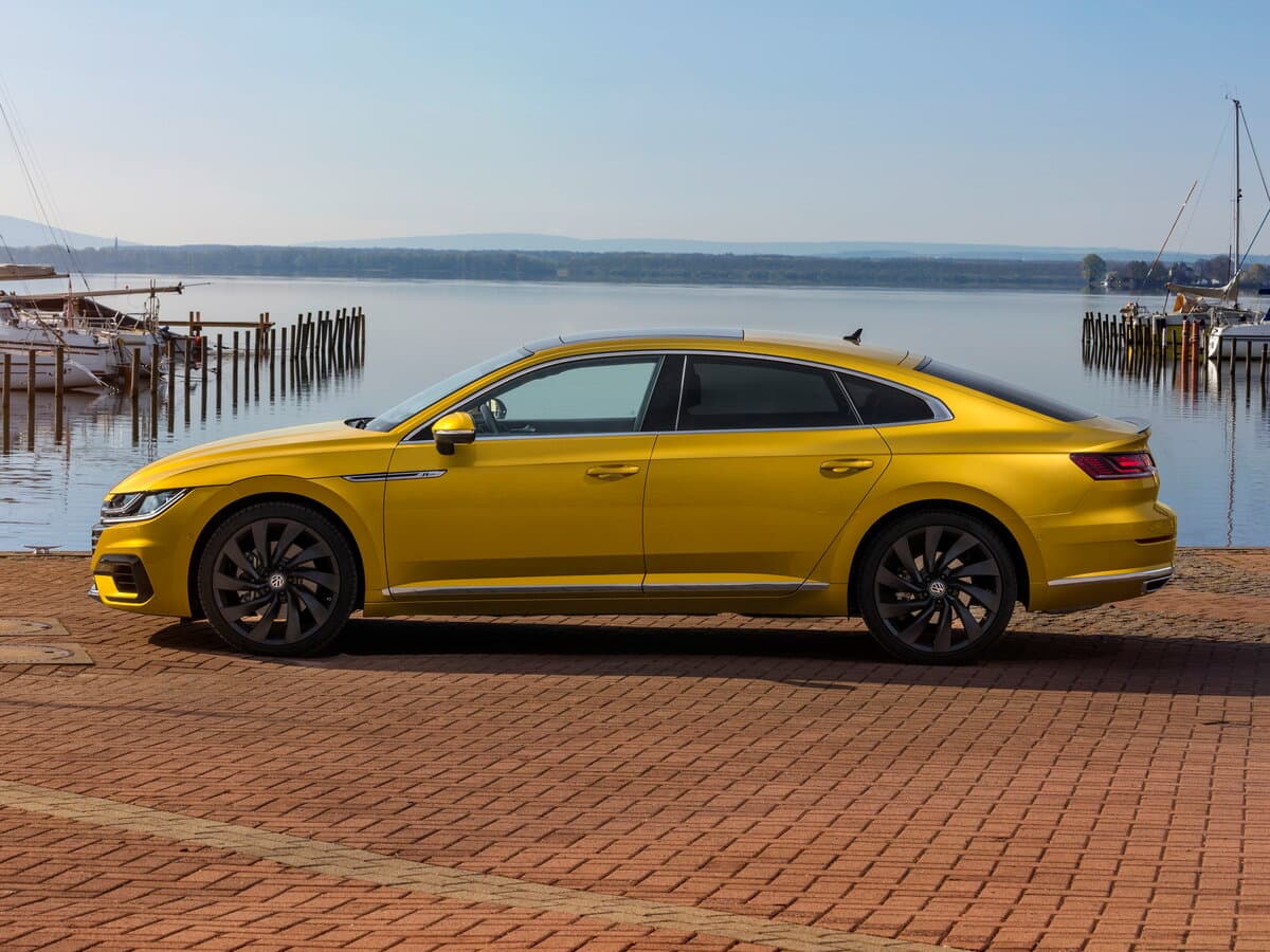 Volkswagen Arteon I — Yandan
