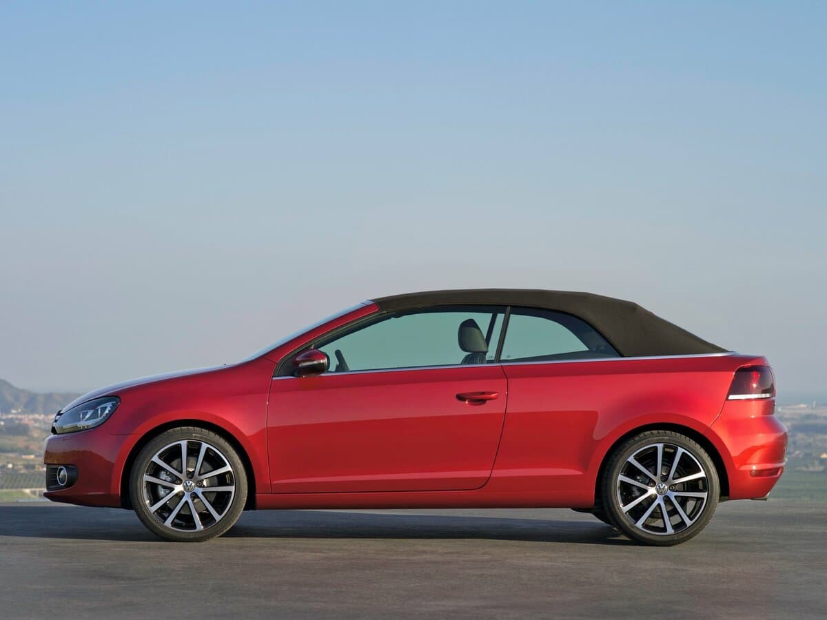 Volkswagen Golf VI — Yandan