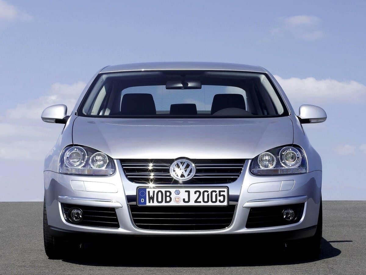Volkswagen Jetta V — Öndən