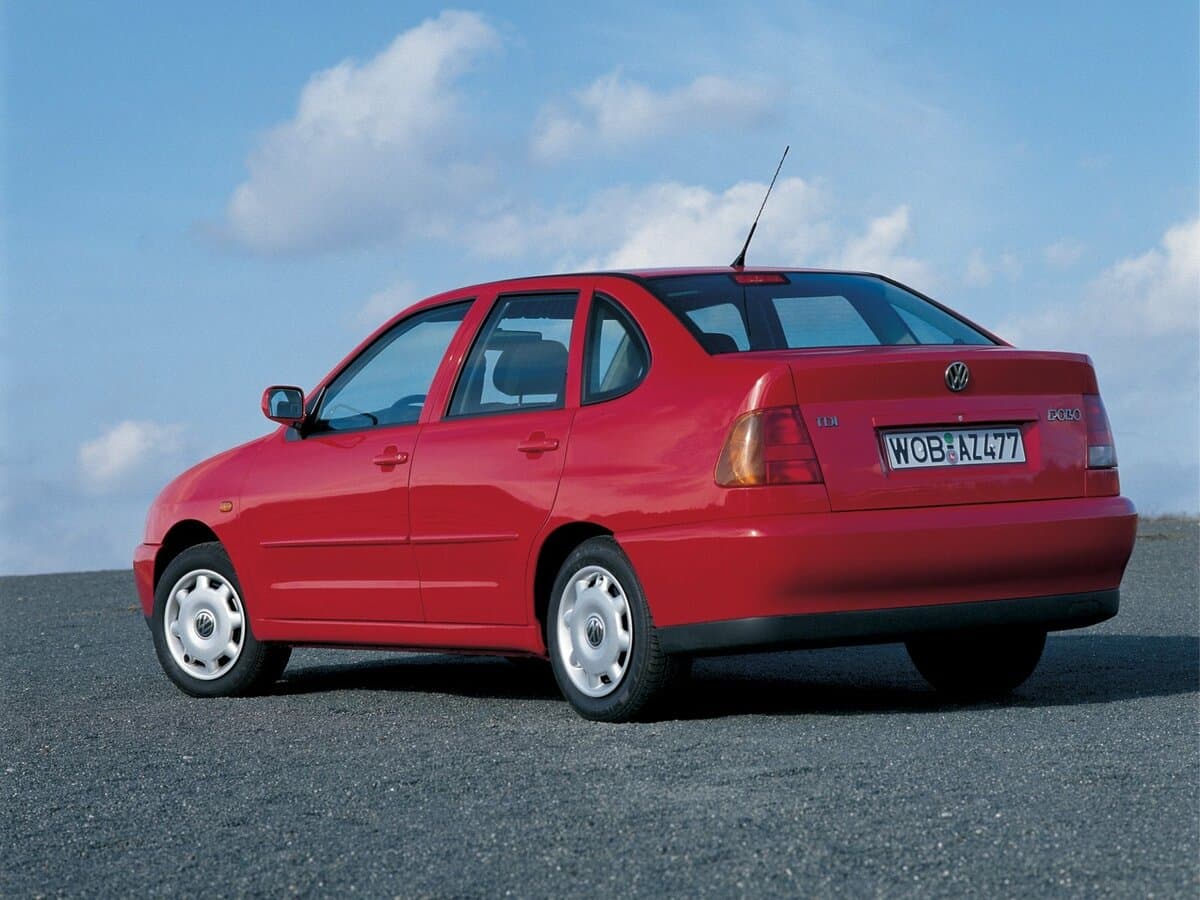 Volkswagen Polo III — 3/4 arxadan