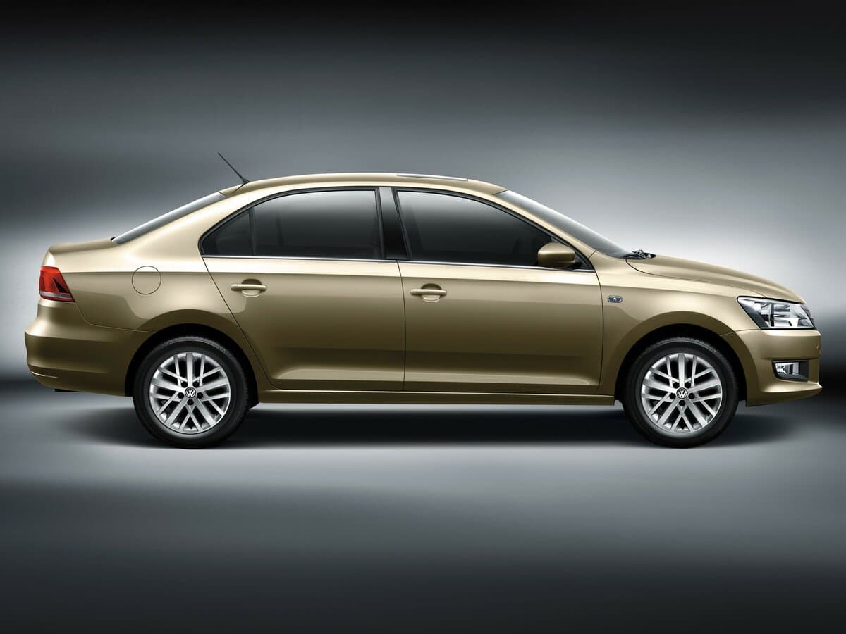 Volkswagen Santana III — Yandan