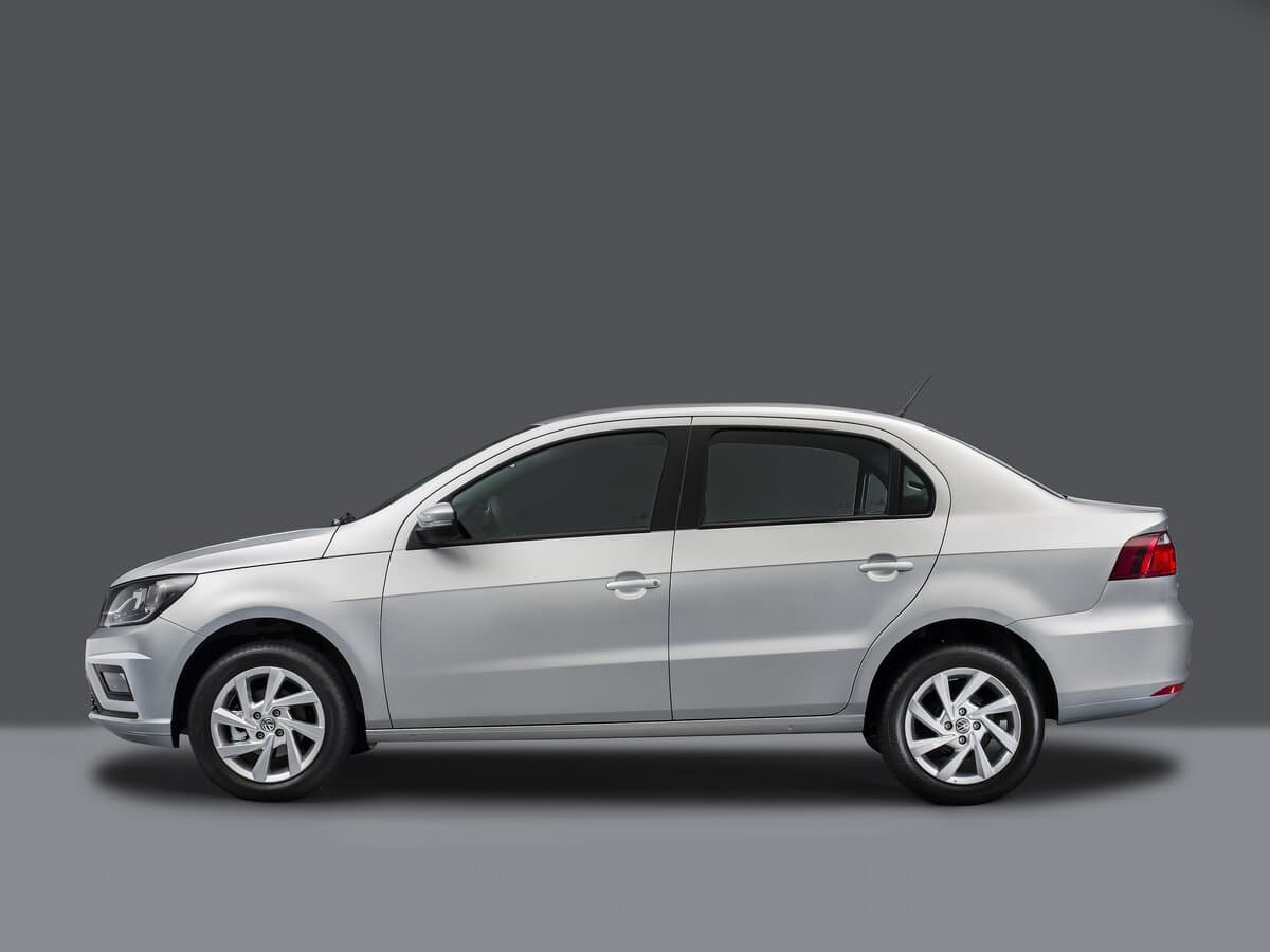 Volkswagen Voyage II — Yandan