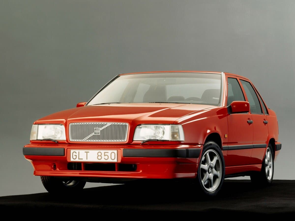 Volvo 850 1991 – 1997 — Öndən