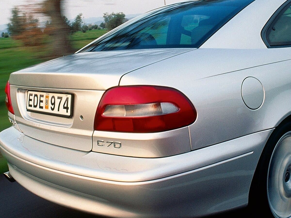 Volvo C70 I — Detal