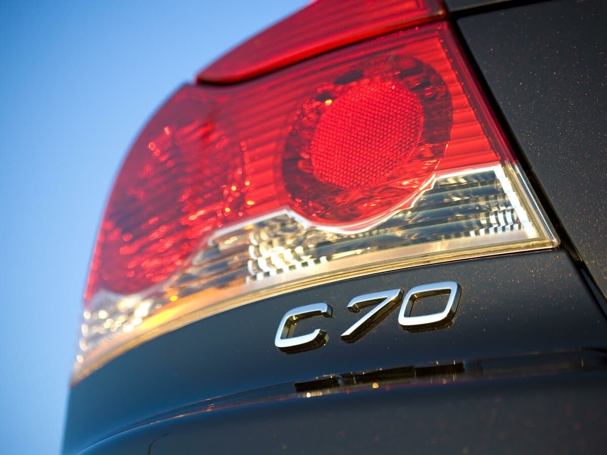 Volvo C70 II — Detal