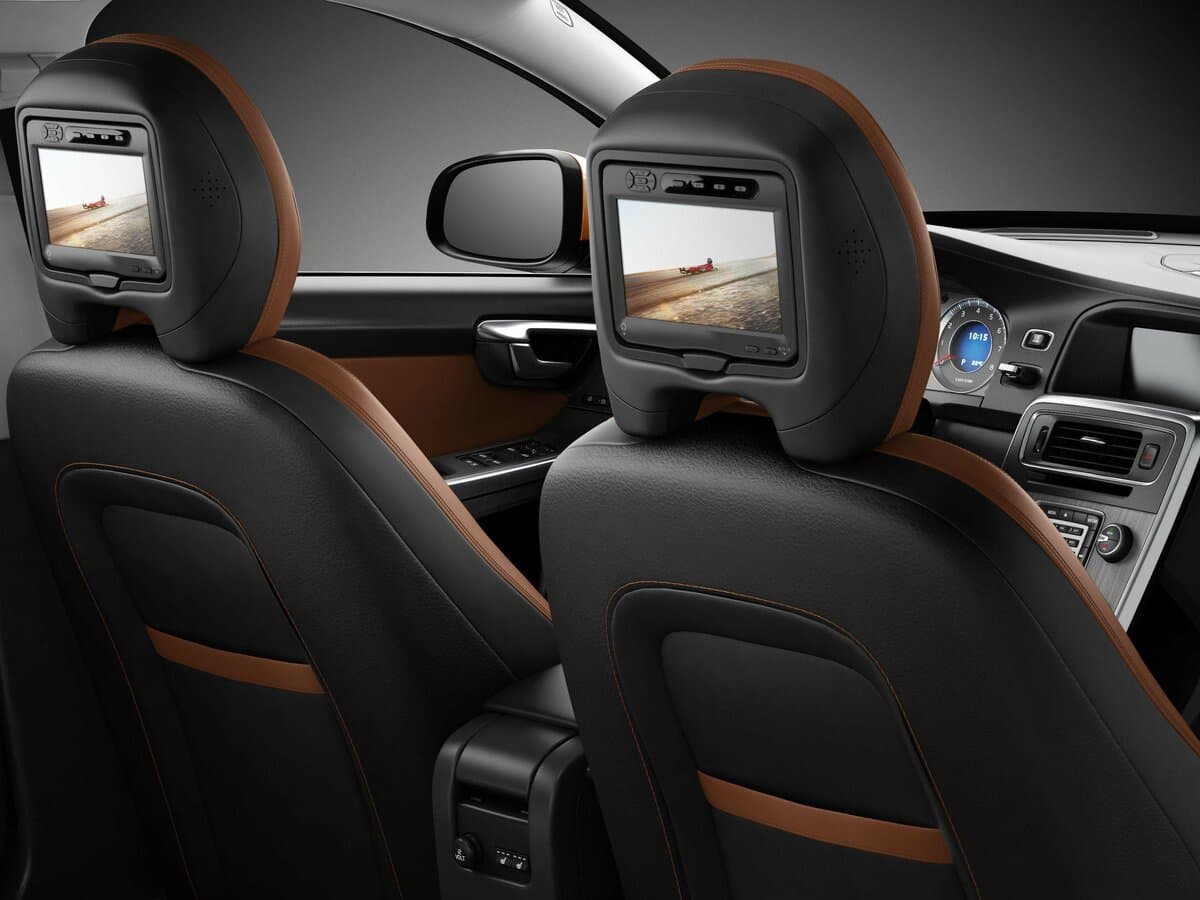 Volvo S60 II — Salon, öndən