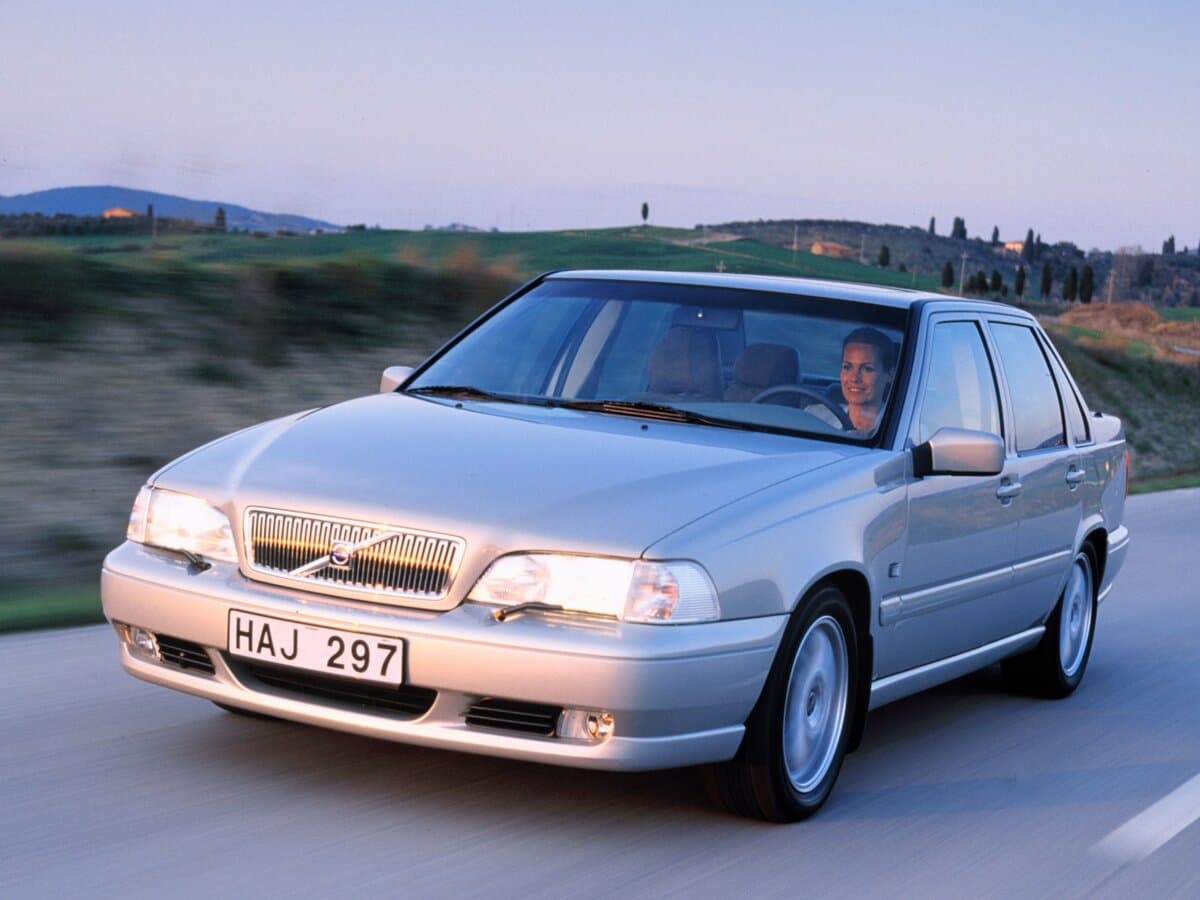 Volvo S70 1996 – 2000 — Öndən