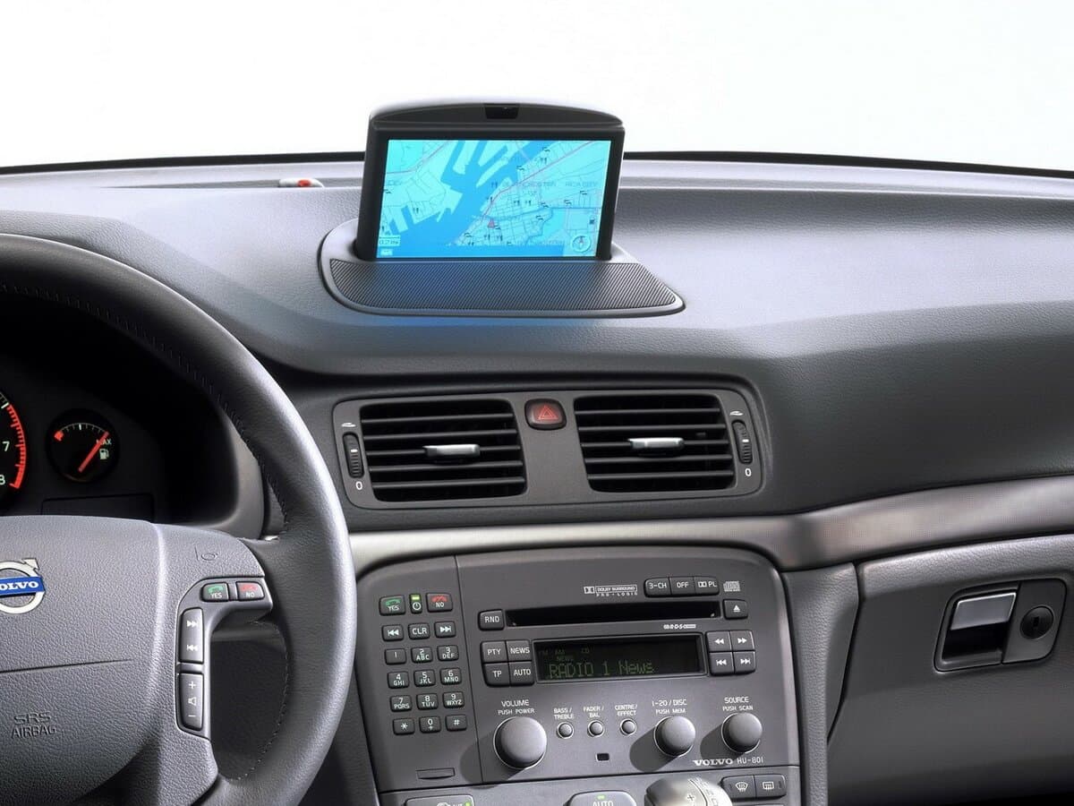 Volvo S80 I — Salon, arxadan