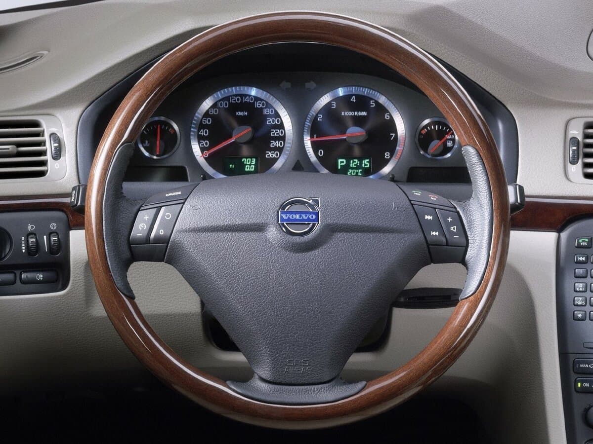 Volvo S80 I — Sükan