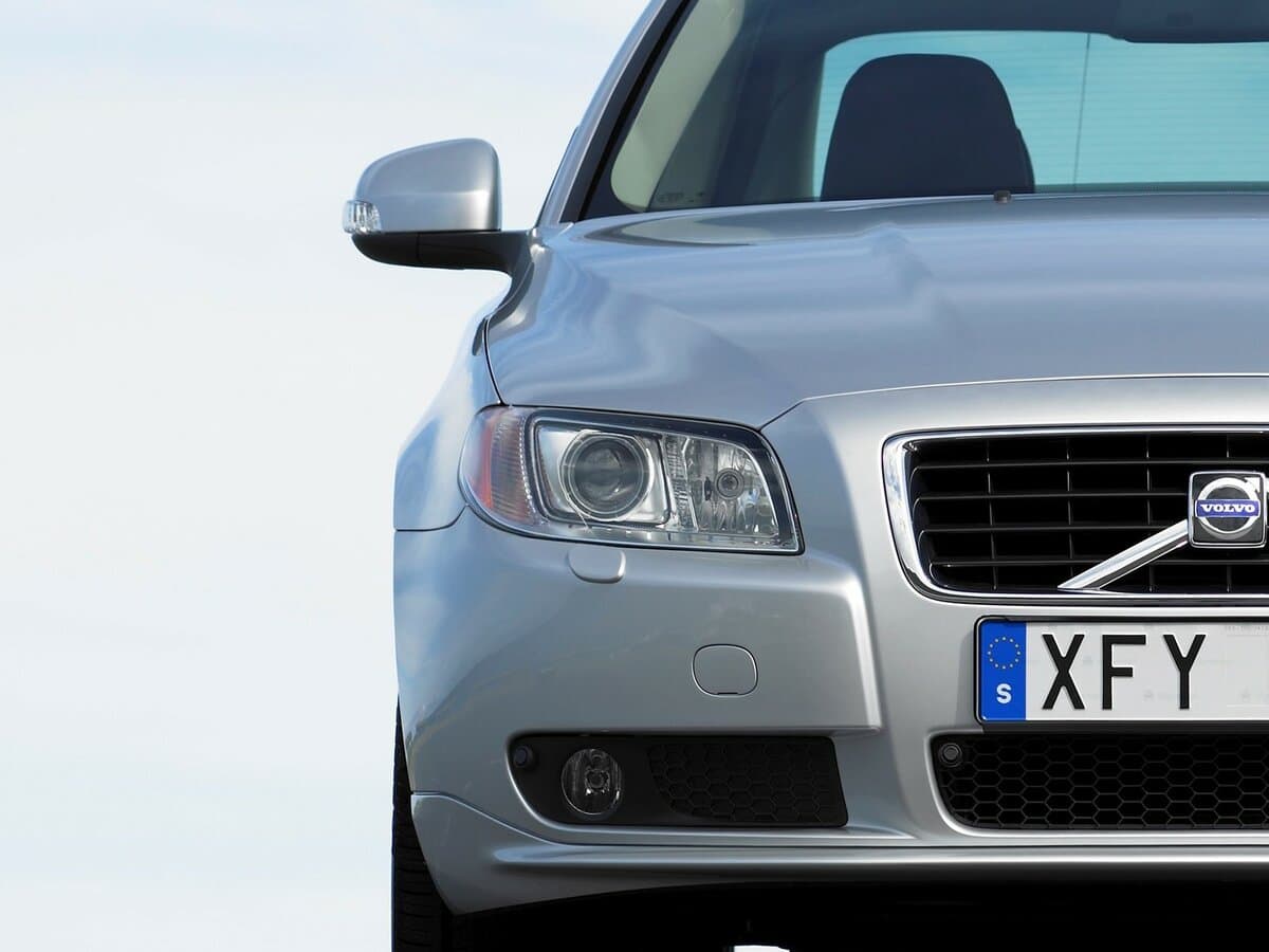 Volvo S80 II — Fara