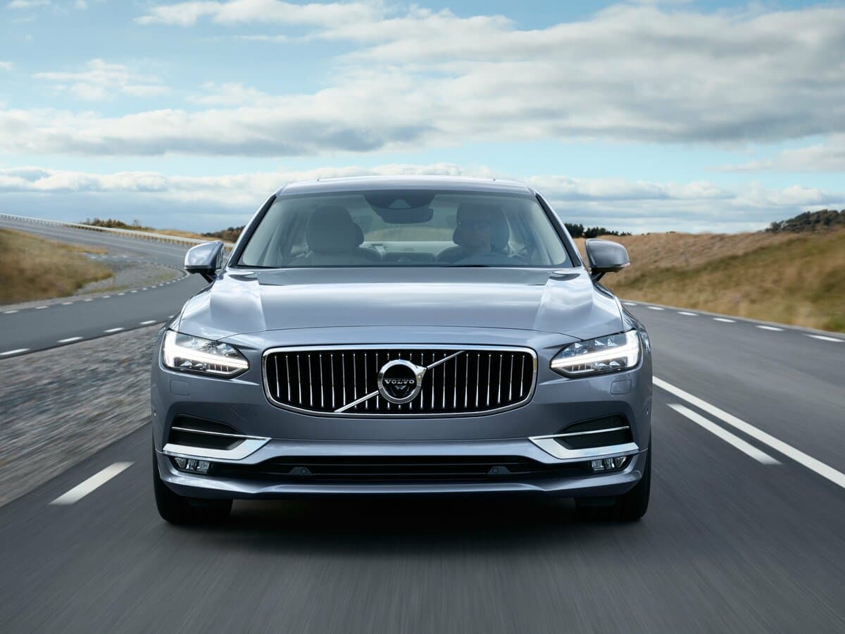 Volvo S90 II — Öndən