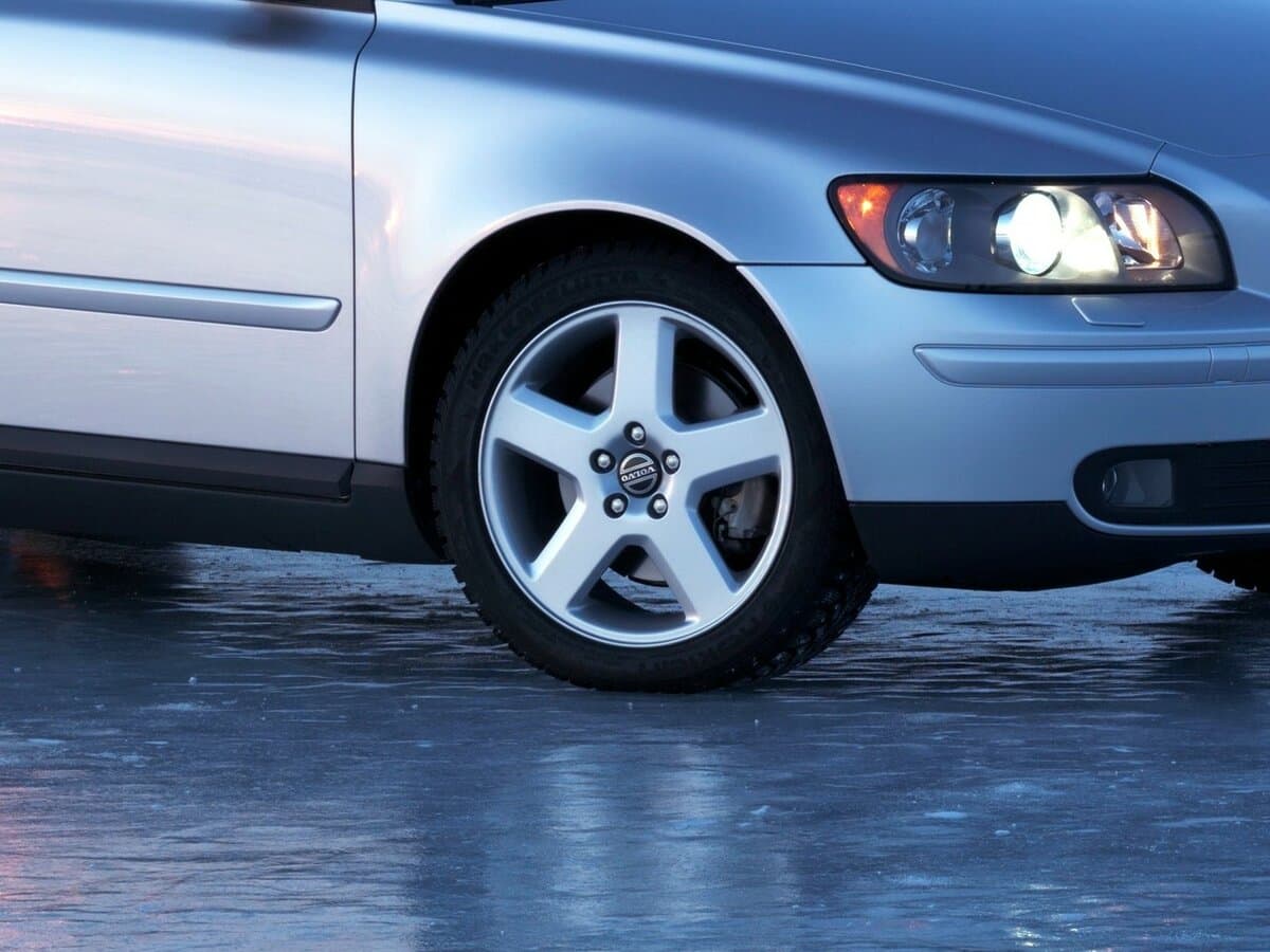 Volvo V50 I — Təkər