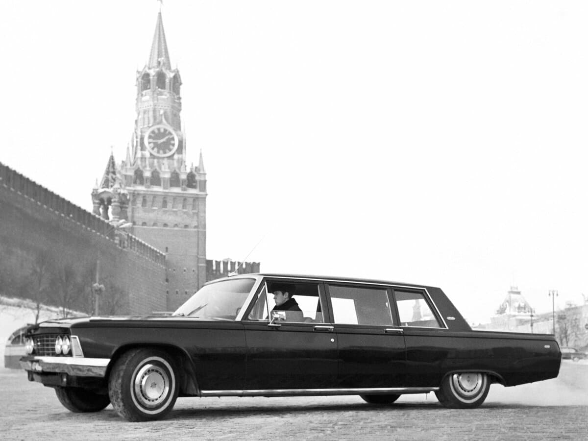 Zil 114 1967 – 1978 — Yandan