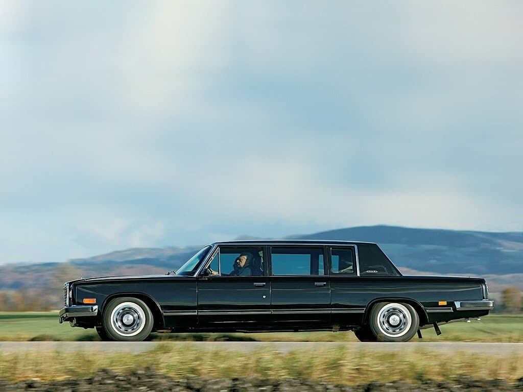 Zil 4104 1978 – 2002 — Yandan
