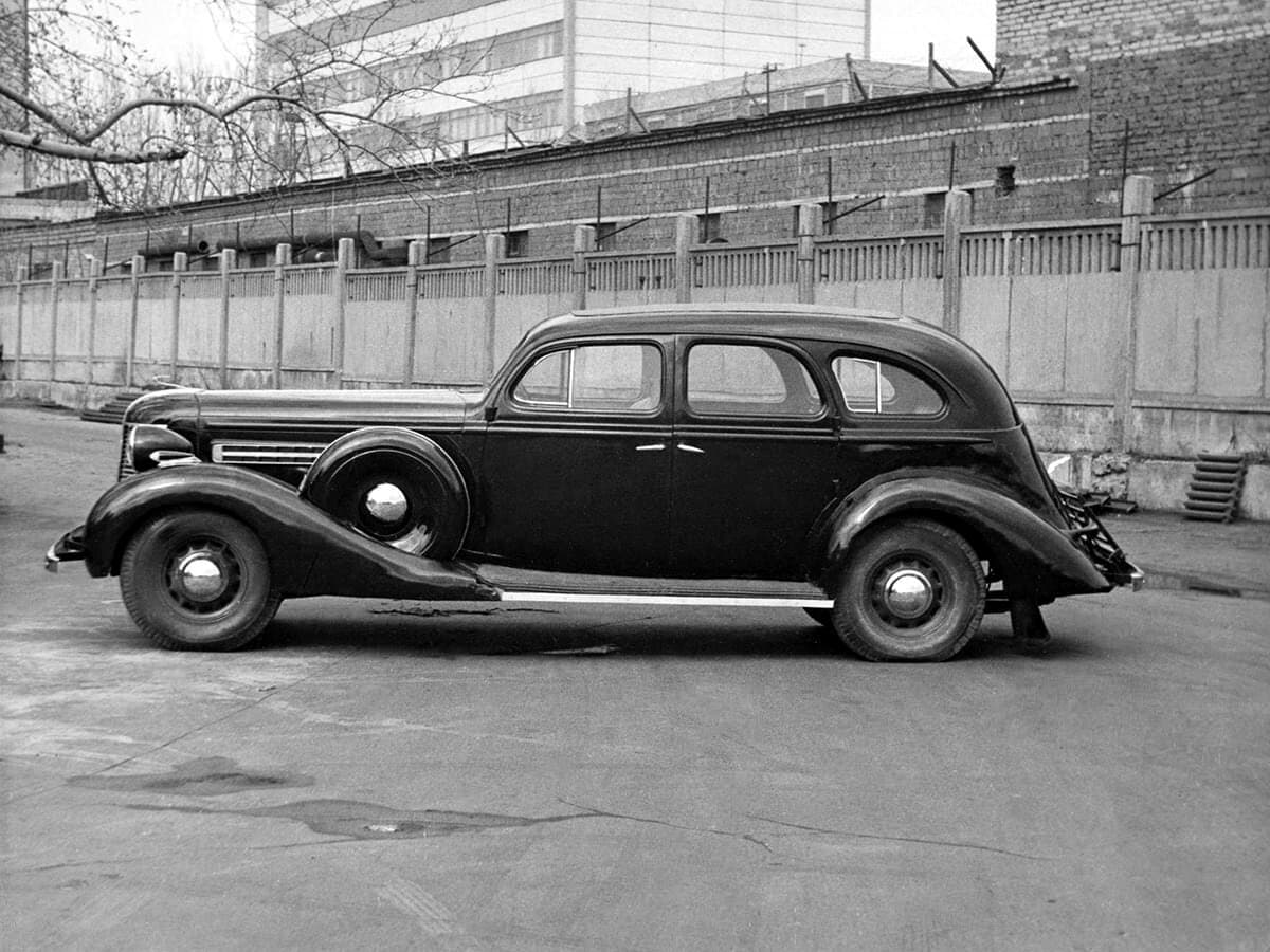 Zis 101 1936 – 1941 — Yandan
